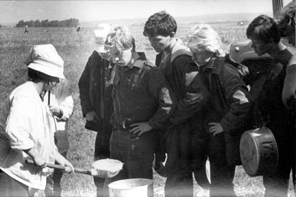 
    .  .  1986.
